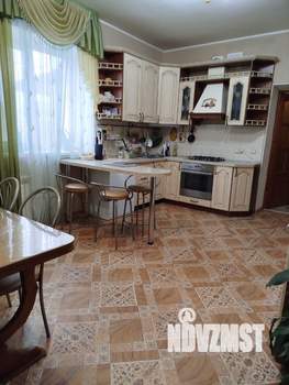 Коттедж 200м², 1-этажный, участок 10 сот.