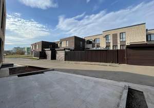 Дом 90м², 2-этажный, участок 3 сот.