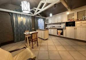 Дом 278м², 2-этажный, участок 10 сот.