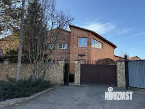 Дом 358м², 3-этажный, участок 9 сот.