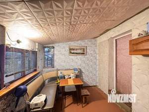 Дом 13м², 2-этажный, участок 5 сот.