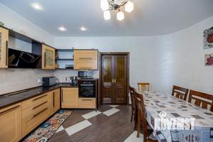 Дом 321м², 2-этажный, участок 6 сот.