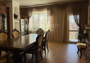 Дом 358м², 3-этажный, участок 9 сот.