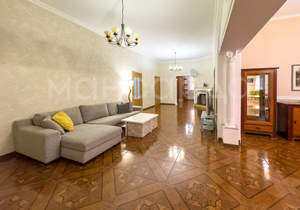 Дом 188м², 1-этажный, участок 9 сот.