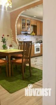 Коттедж 290м², 3-этажный, участок 5 сот.