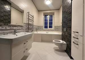 Дом 278м², 2-этажный, участок 10 сот.