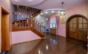 Дом 327м², 2-этажный, участок 9 сот.