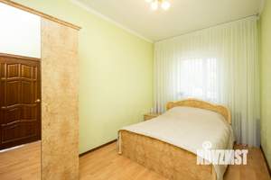 Дом 303м², 3-этажный, участок 5 сот.