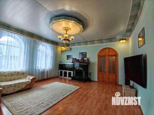 Таунхаус 289м², 2-этажный, участок 5 сот.