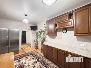 Дом 291м², 2-этажный, участок 5 сот.