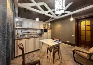 Дом 278м², 2-этажный, участок 10 сот.