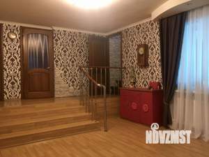 Коттедж 290м², 3-этажный, участок 5 сот.