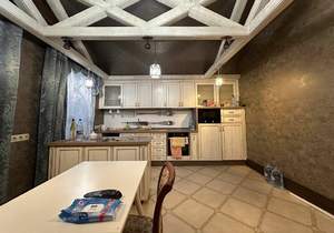 Дом 278м², 2-этажный, участок 10 сот.