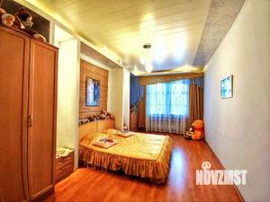 Таунхаус 289м², 2-этажный, участок 5 сот.