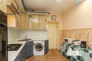 Дом 299м², 3-этажный, участок 3 сот.