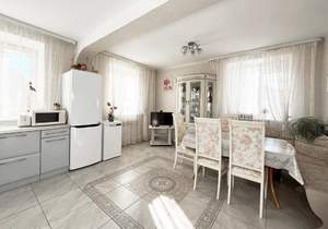 Дом 300м², 2-этажный, участок 10 сот.