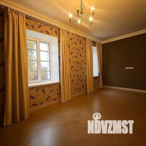 Дом 278м², 2-этажный, участок 10 сот.