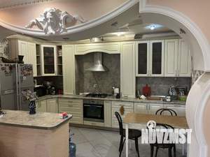 Дом 300м², 2-этажный, участок 3 сот.