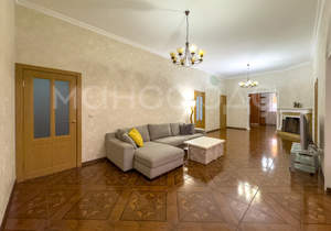 Дом 188м², 1-этажный, участок 9 сот.