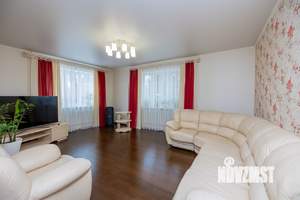 Дом 321м², 2-этажный, участок 6 сот.