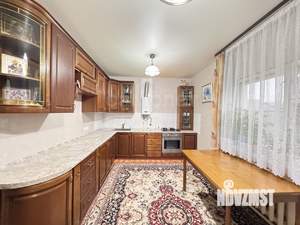 Дом 291м², 2-этажный, участок 5 сот.