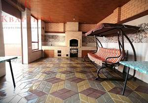 Дом 709м², 3-этажный, участок 10 сот.