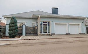 Дом 216м², 1-этажный, участок 7 сот.