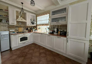 Дом 206м², 3-этажный, участок 3 сот.