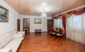 Дом 320м², 2-этажный, участок 609 сот.