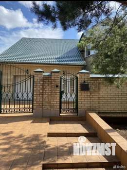 Коттедж 297м², 2-этажный, участок 10 сот.