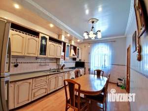 Таунхаус 289м², 2-этажный, участок 5 сот.