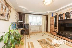 Дом 299м², 3-этажный, участок 3 сот.