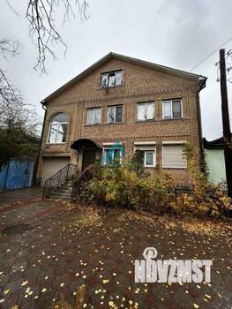 Дом 287м², 3-этажный, участок 5 сот.