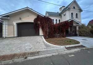 Дом 278м², 2-этажный, участок 10 сот.