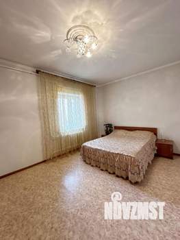 Дом 300м², 2-этажный, участок 8 сот.