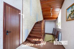 Коттедж 319м², 2-этажный, участок 6 сот.