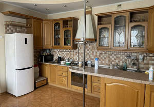 Дом 281м², 2-этажный, участок 3 сот.