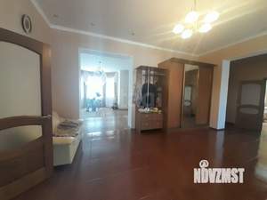 Дом 265м², 1-этажный, участок 8 сот.