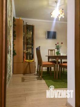 Коттедж 290м², 3-этажный, участок 5 сот.