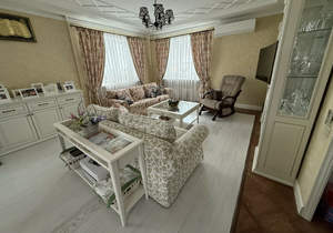 Дом 206м², 3-этажный, участок 3 сот.