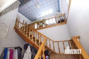 Дом 241м², 3-этажный, участок 10 сот.