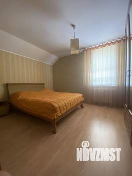 Коттедж 297м², 2-этажный, участок 10 сот.