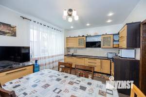 Дом 321м², 2-этажный, участок 6 сот.