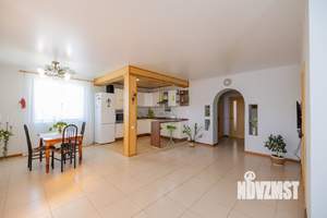 Коттедж 319м², 2-этажный, участок 6 сот.