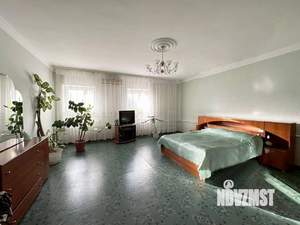 Дом 300м², 2-этажный, участок 8 сот.