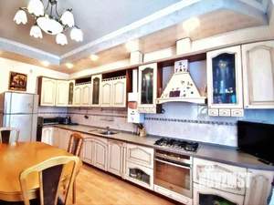 Таунхаус 289м², 2-этажный, участок 5 сот.