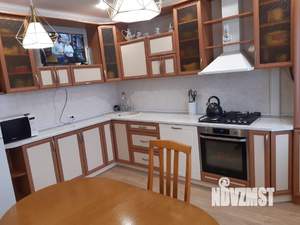 Дом 127м&sup2;, 2-этажный, на длительный срок, 