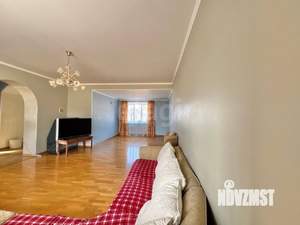 Дом 468м², 4-этажный, участок 10 сот.  