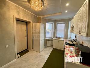 Дом 100м², 2-этажный, участок 6 сот.  