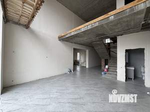 Дом 347м&sup2;, 2-этажный, участок 9 сот.  